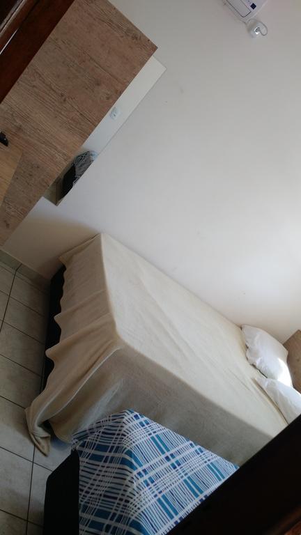 Dormitorio Canarinho Goiânia Exteriör bild