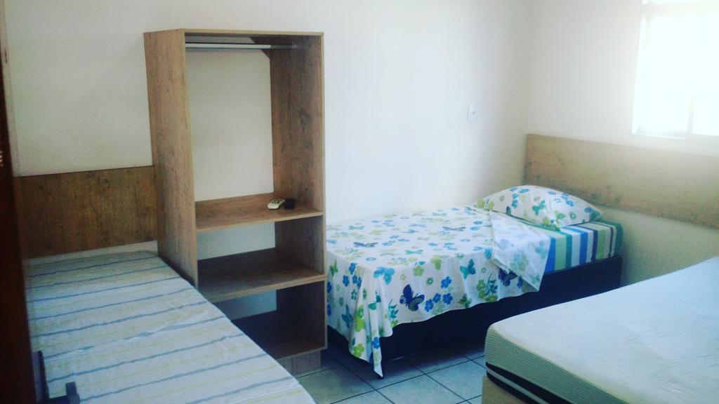 Dormitorio Canarinho Goiânia Exteriör bild